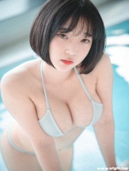 DJAWA C NO.081 Inkyung Poolside [62P/334M]